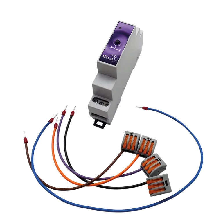 Le module On.e incarne la simplicité du pilotage connecté pour la piscine. Conçu pour compléter les gammes de coffrets de filtration, il apporte une connectivité moderne et épurée, tout en conservant la fiabilité et la facilité d’utilisation des équipements traditionnels.